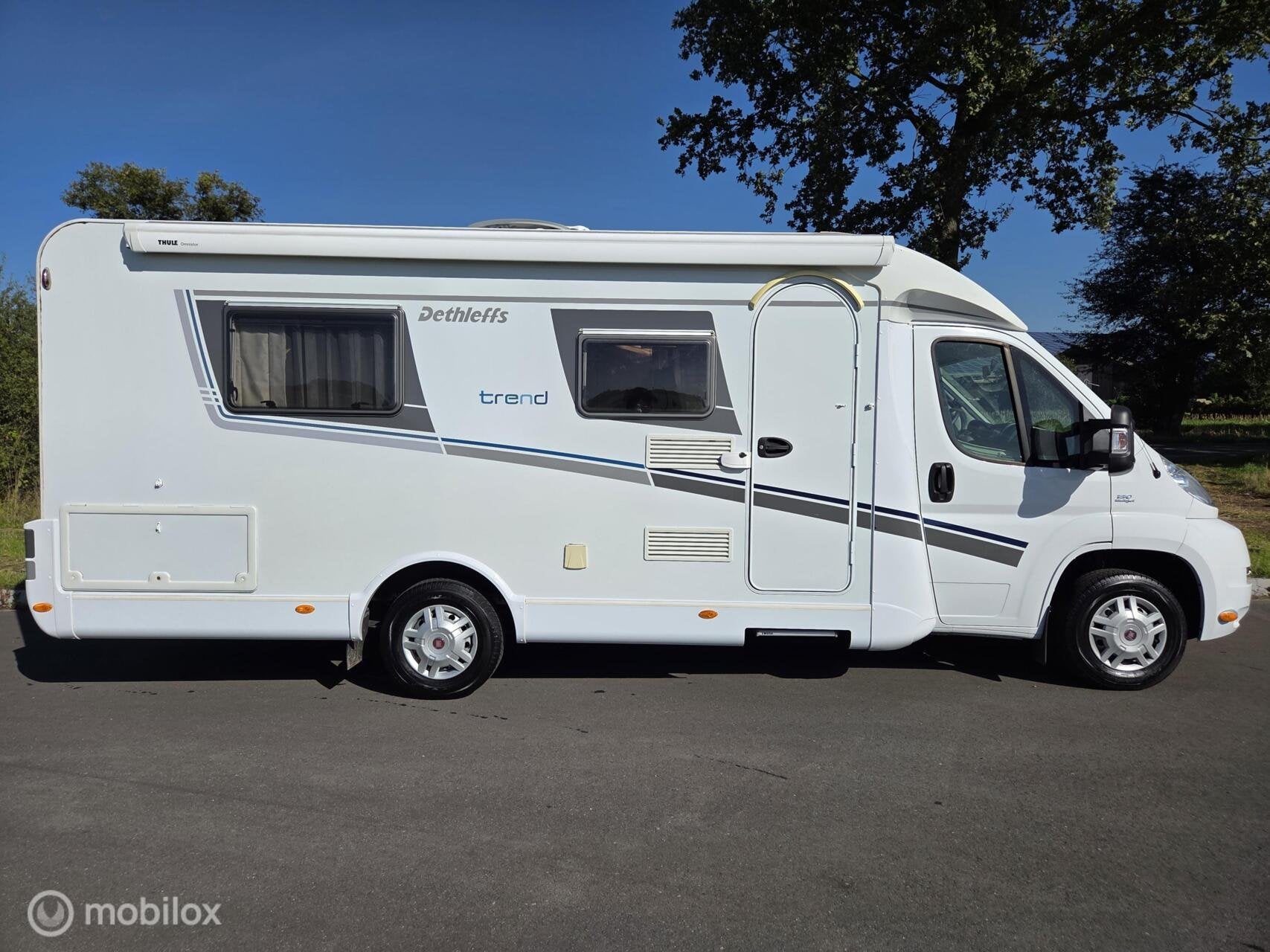 Dethleffs Trend T 6857 ☆Automaat-131PK-Queensbed-Euro-5☆, Automaat, 6 tot 7 meter, Bedrijf, Diesel