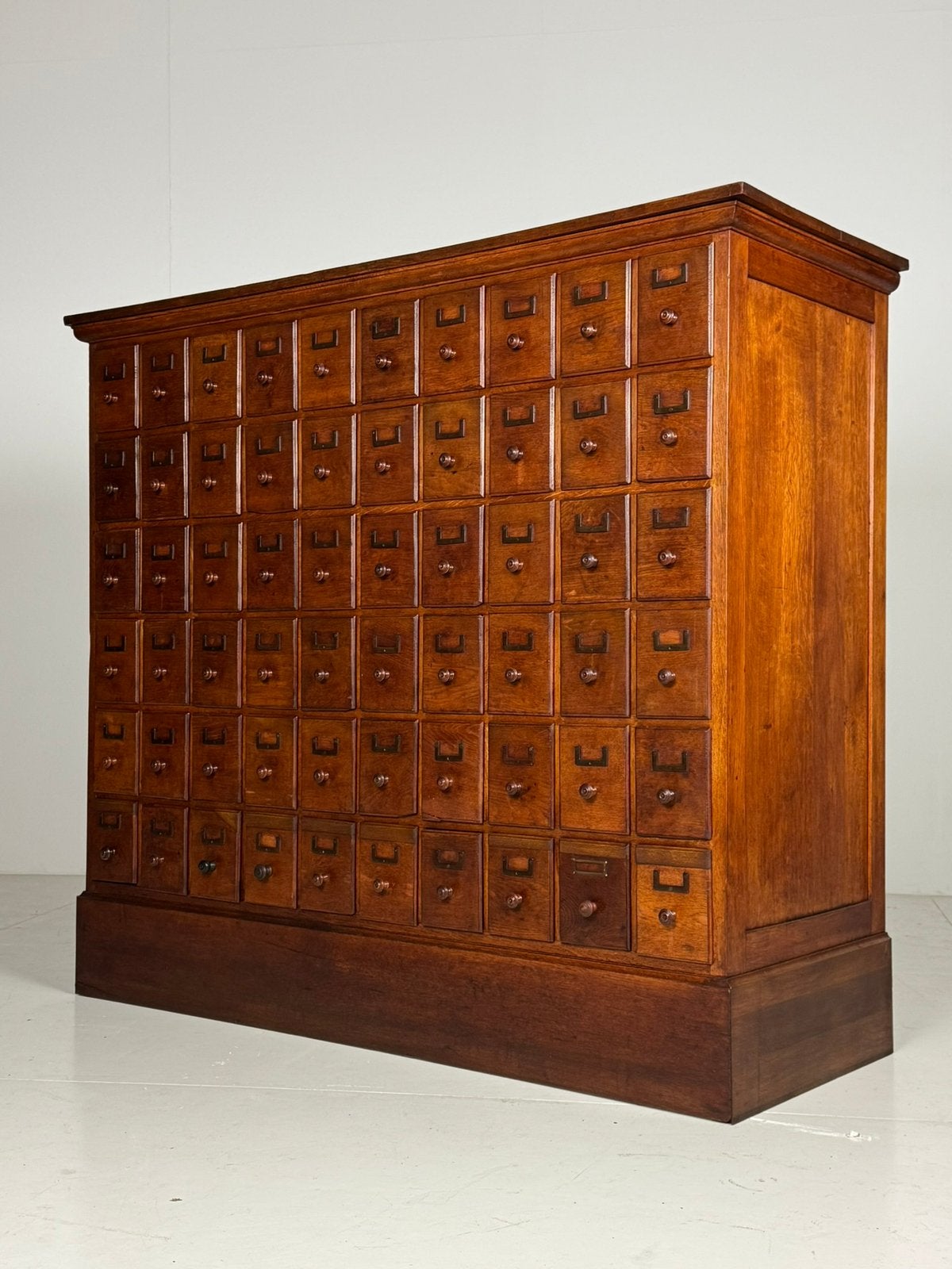 Apothekerskast ladekast eiken vintage, Ophalen, 5 laden of meer, Zo goed als nieuw, Minder dan 100 cm