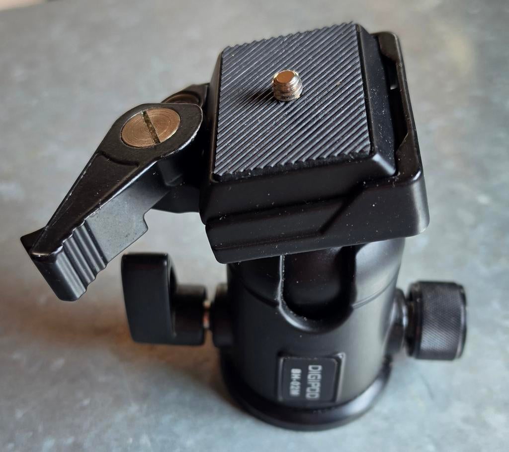 Digipod BH-02M Balhoofd voor Statief, Ophalen, Gebruikt, Balhoofd, Met balhoofd
