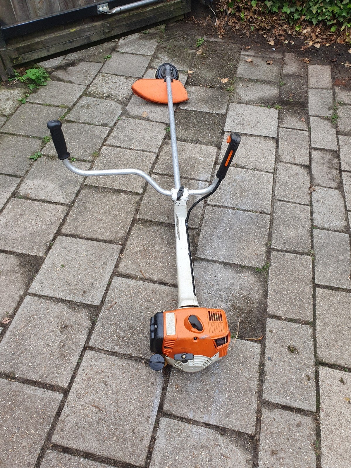 Stihl FS400 Bosmaaier, Ophalen, Gebruikt, Benzine, Stihl