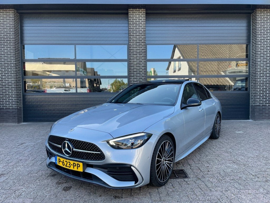 Mercedes-benz C-KLASSE AMG Night Pakket , Leer, Panoramadak, Auto's, Automaat, Achterwielaandrijving, 1800 kg, 4 cilinders