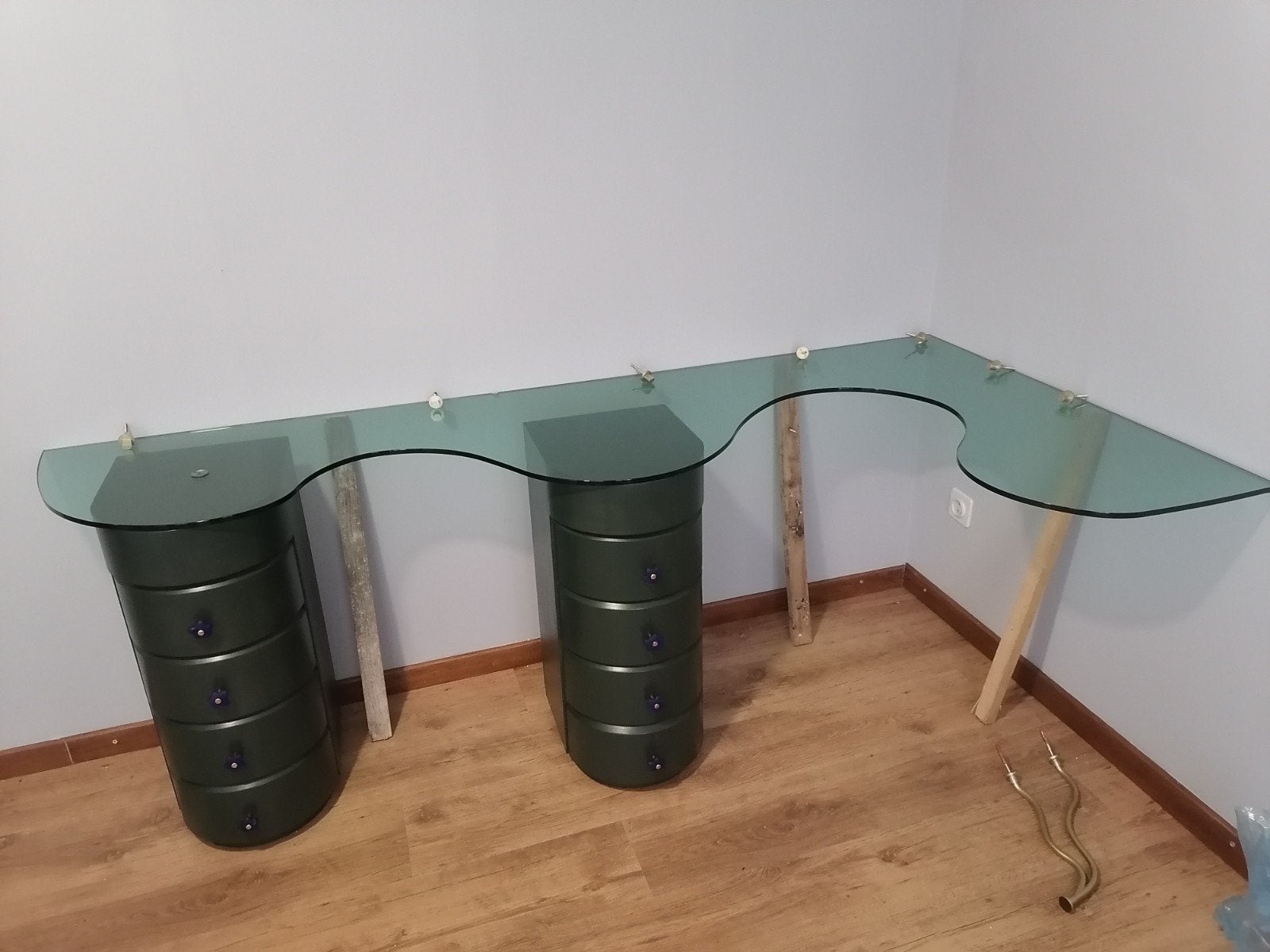 Design Sidetable Groen Glas Tafel, Huis en Inrichting, Overige Huis en Inrichting, Ophalen, Zo goed als nieuw
