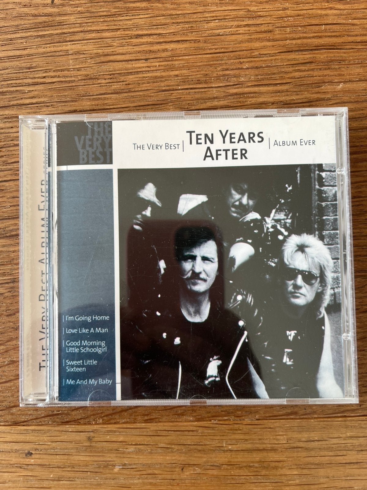 Ten years after, the very best of, Ophalen of Verzenden, Zo goed als nieuw, Poprock