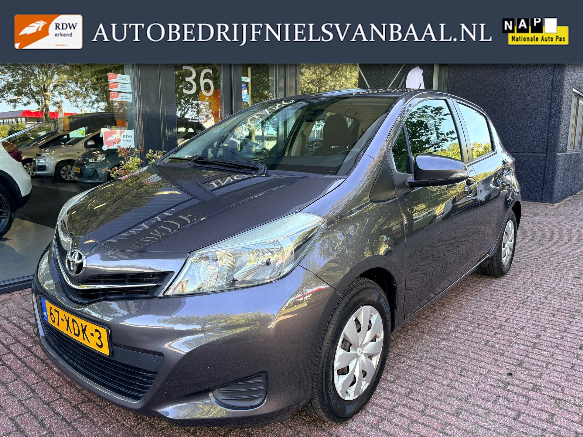 Toyota Yaris 1.0 VVTi Aspiration 89Dkm NAP/Airco/Navi/Camera, Euro 5, Stof, Origineel Nederlands, Handgeschakeld