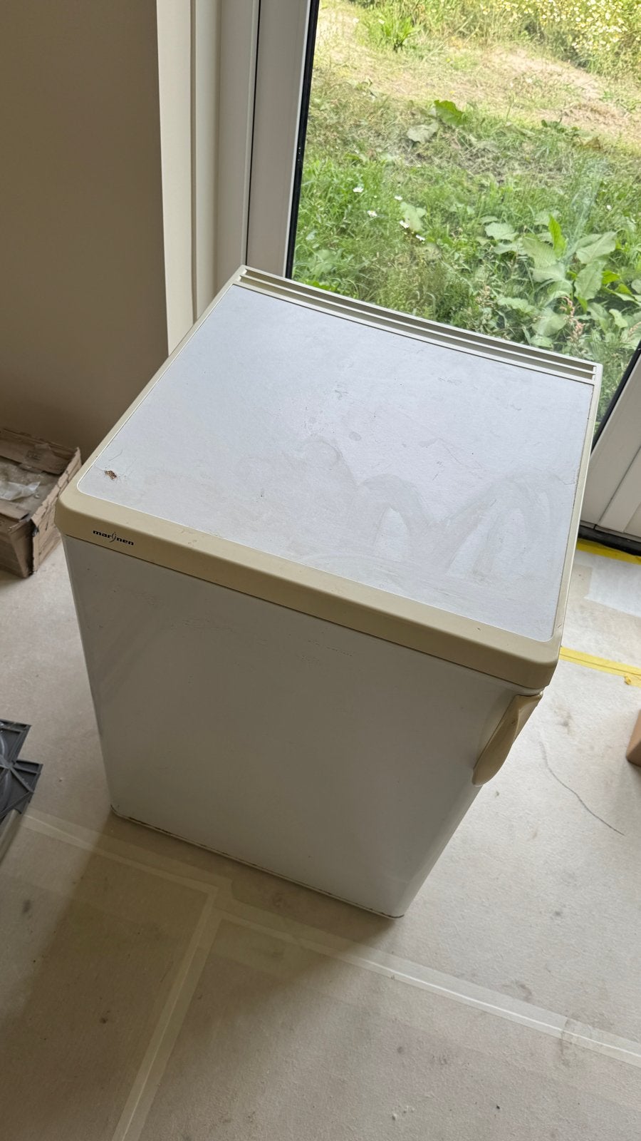 Foto 3 van Compacte koelkast met vriesvak - Ideaal voor kleine ruimtes