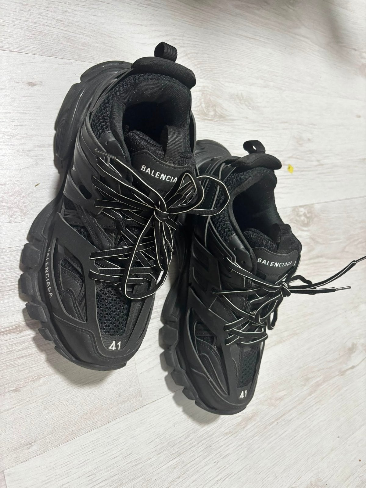 Balenciaga tracks, Zwart, Overige typen, Ophalen of Verzenden, Zo goed als nieuw