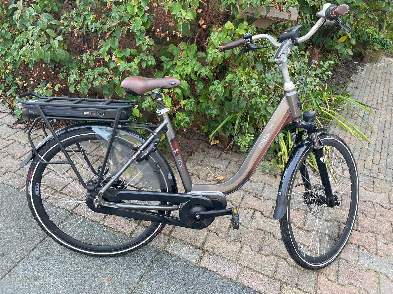 Als Nieuw! Forza E-bike met middenmotor maar 241 km!!, Zo goed als nieuw, 51 tot 55 cm, 50 km per accu of meer, Ophalen