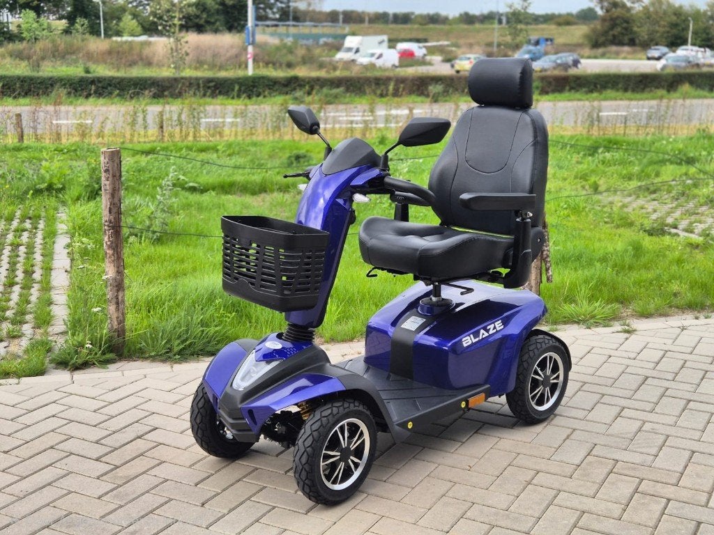 DEMO Scootmobiel DRIVE BLAZE ST5D Plus 4 wieler, Ophalen, Drive, Zo goed als nieuw, 36 t/m 45 km