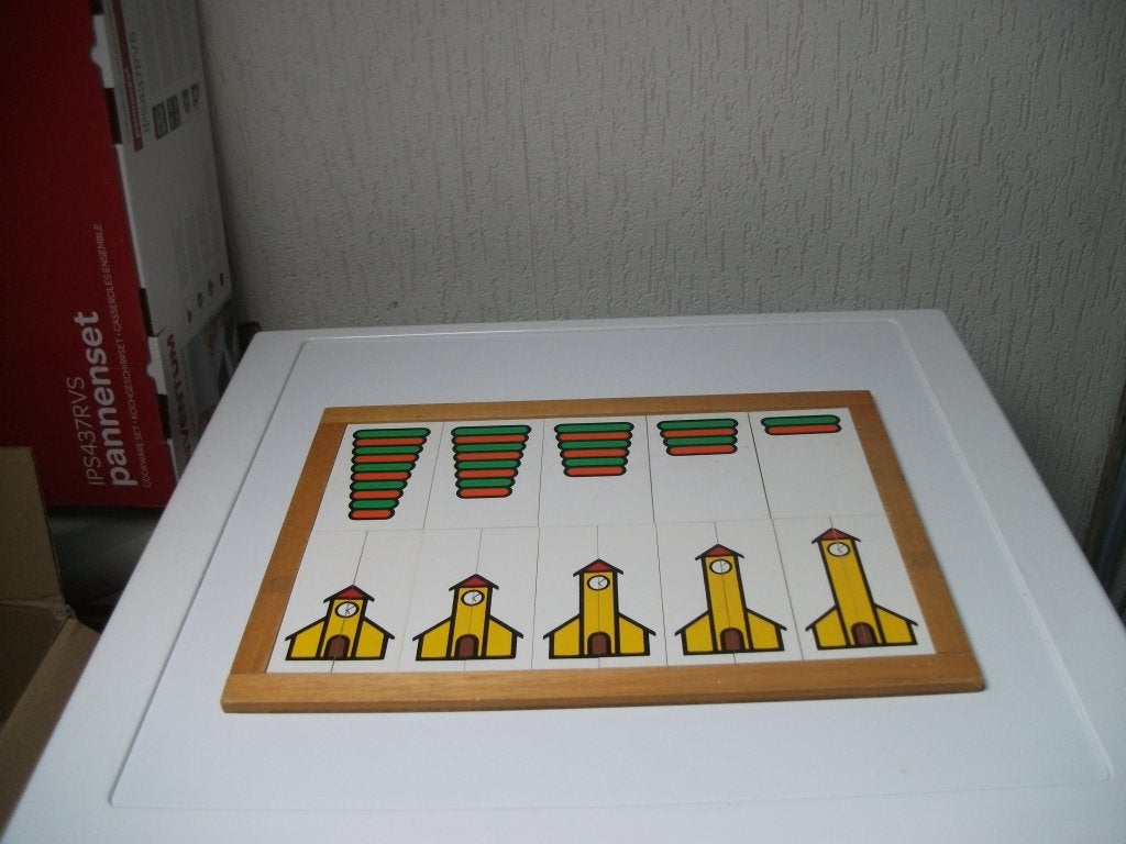 Puzzel Educo ringen  en kerkjes 30 delig, Ophalen of Verzenden, Gebruikt