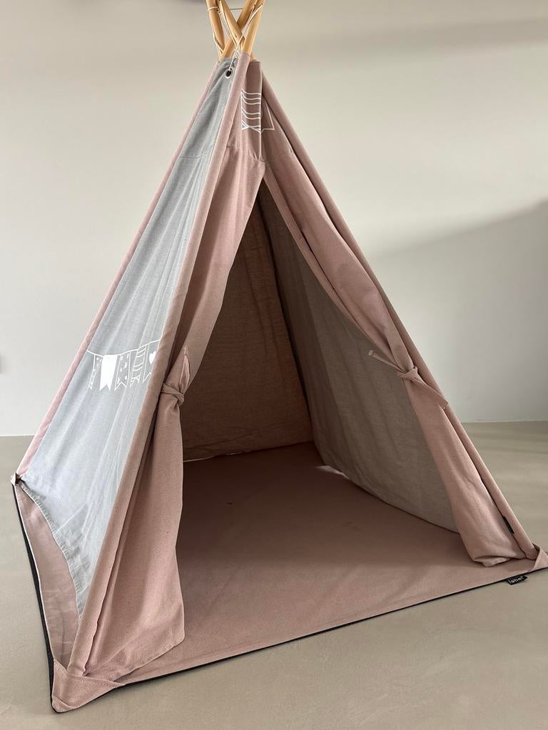 Leuke roze / grijze tipitent, Kinderen en Baby's, Speelgoed | Speeltenten, Ophalen, Gebruikt