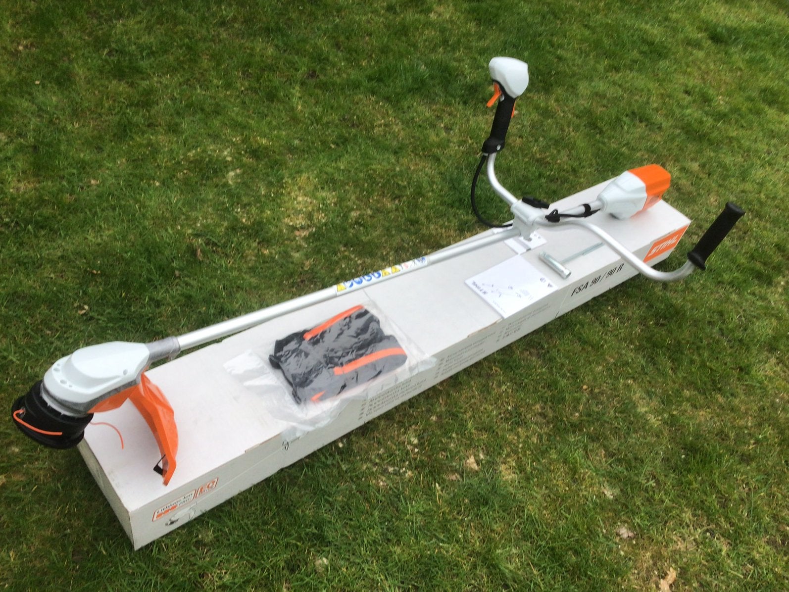 Stihl FSA 90 accu bosmaaier NIEUW (met draadbol), Tuin en Terras, Bosmaaiers, Ophalen, Nieuw, 30 tot 50 cm, Accu