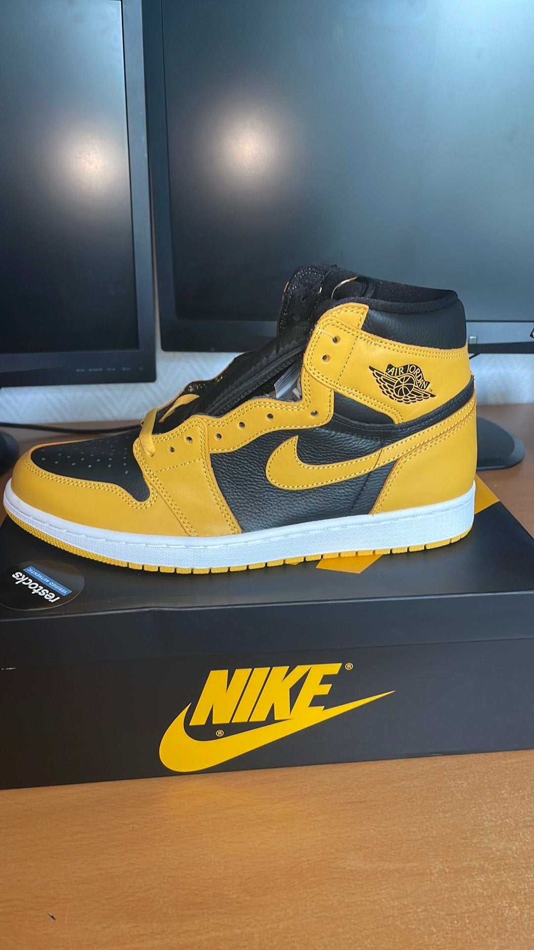 Nike air jordan one high 46 pollen, Overige kleuren, Ophalen of Verzenden, Sneakers of Gympen, Zo goed als nieuw