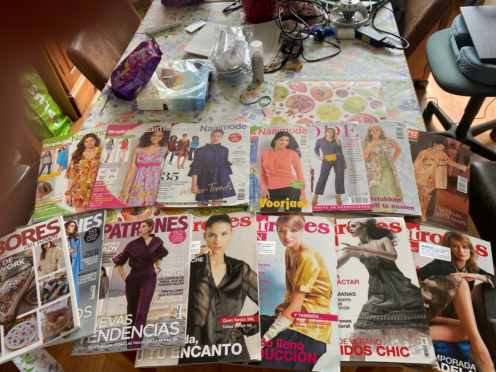 Grote collectie naaipatronen tijdschriften, Overige merken, Vrouw, Ophalen of Verzenden, Overige typen
