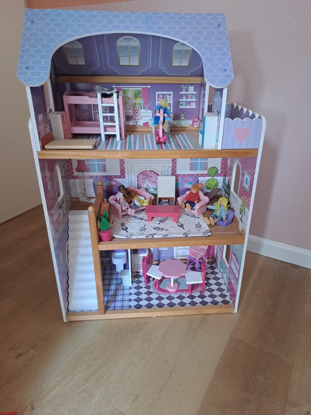 Leuk groot poppenhuis, Ophalen, Gebruikt, Poppenhuis