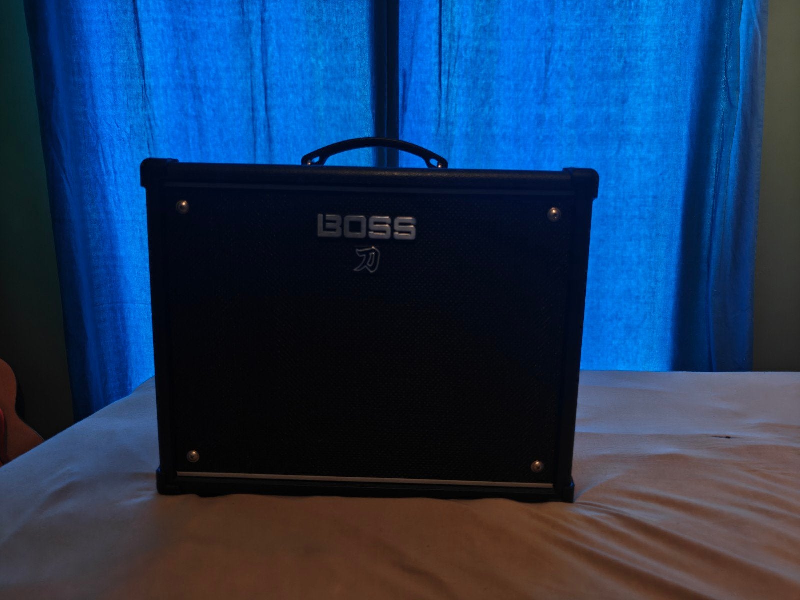 Boss Katana 50 Gen 3 gitaarversterker + Bluetooth adapter, Ophalen, Zo goed als nieuw, Minder dan 50 watt