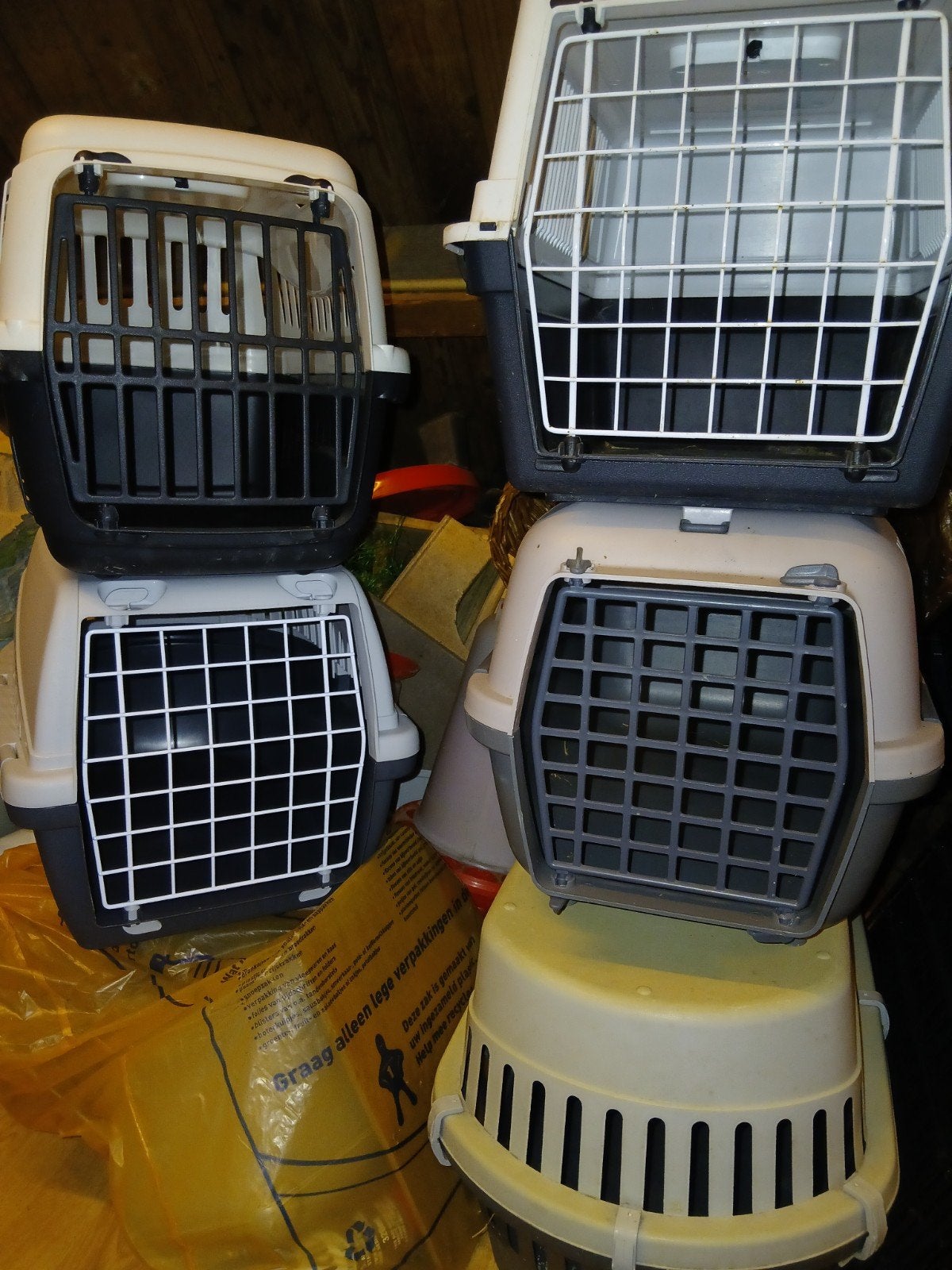 diverse reismandjes/ transportkoffers voor kat, konijn,cavia, Ophalen, Zo goed als nieuw