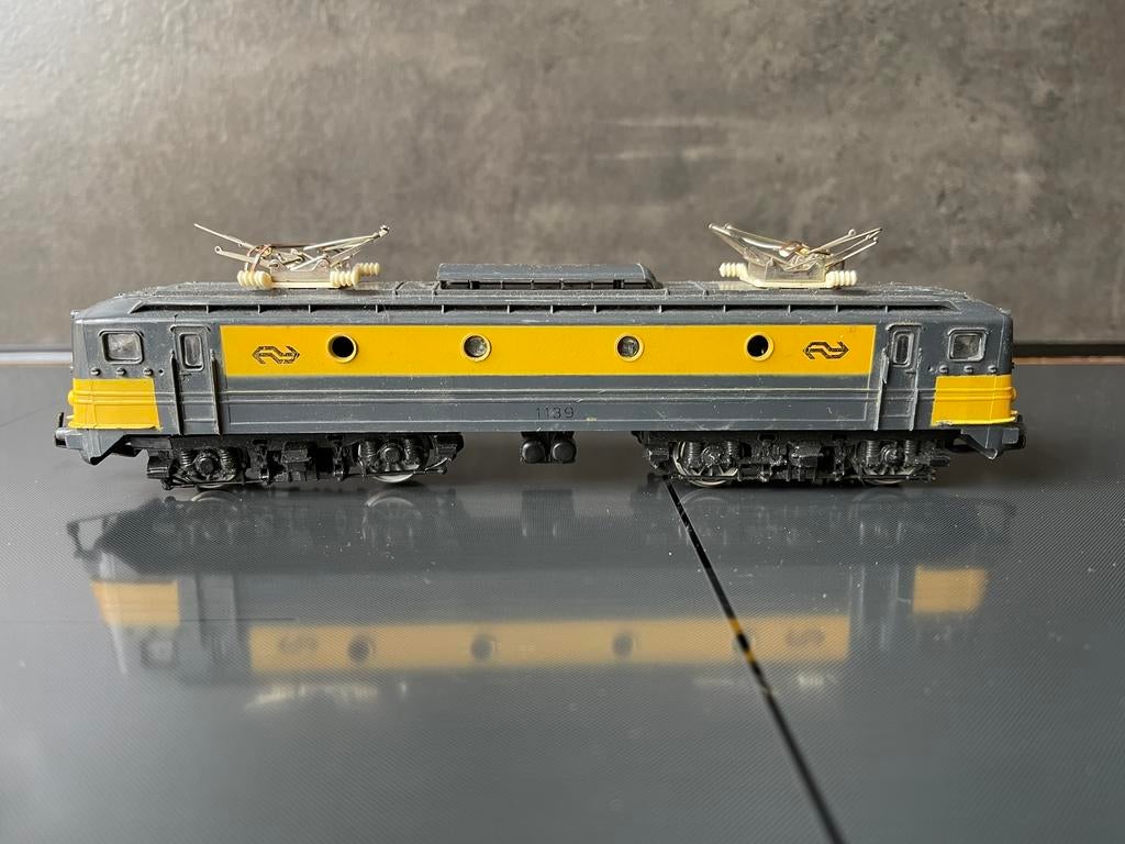 Lima h0 2x electrische trein, Hobby en Vrije tijd, Modeltreinen | H0, Gebruikt, Ophalen of Verzenden, Analoog, Lima