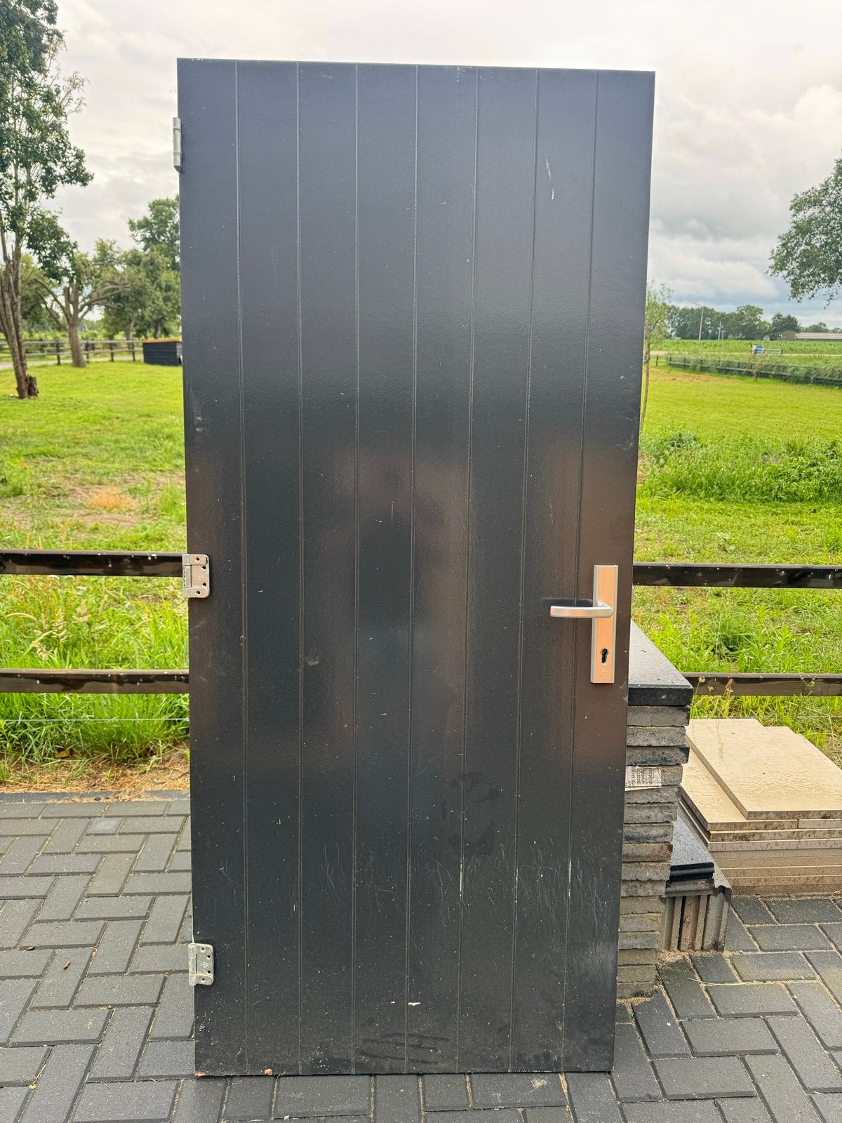 Buitendeur 211 x 93 cm – Compleet met beslag en scharnieren, Ophalen, 80 tot 100 cm, 200 tot 215 cm, Hout