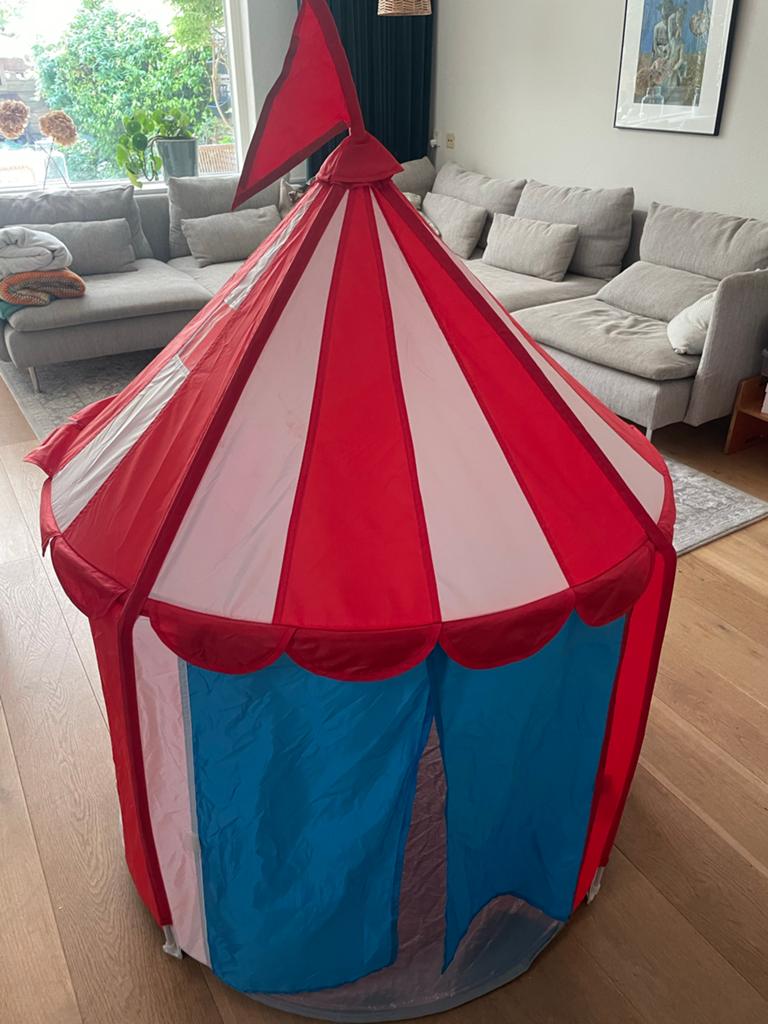 Bumba speeltent voor kinderen, Ophalen, Gebruikt