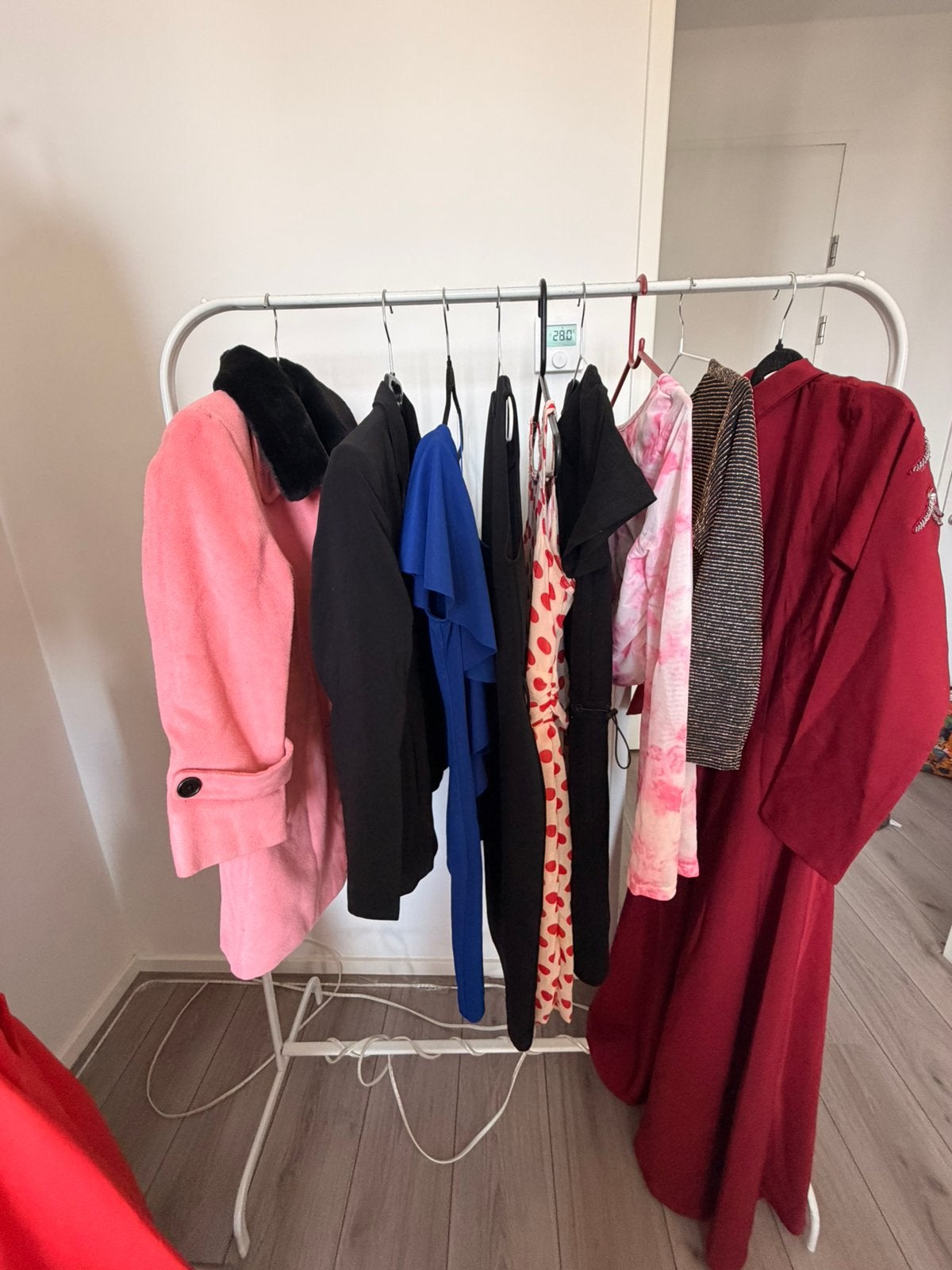 Allen Solly Office Coat + Red Evening Gown + Dresses (S–M), Ophalen, Zo goed als nieuw, Zwart, Overige typen