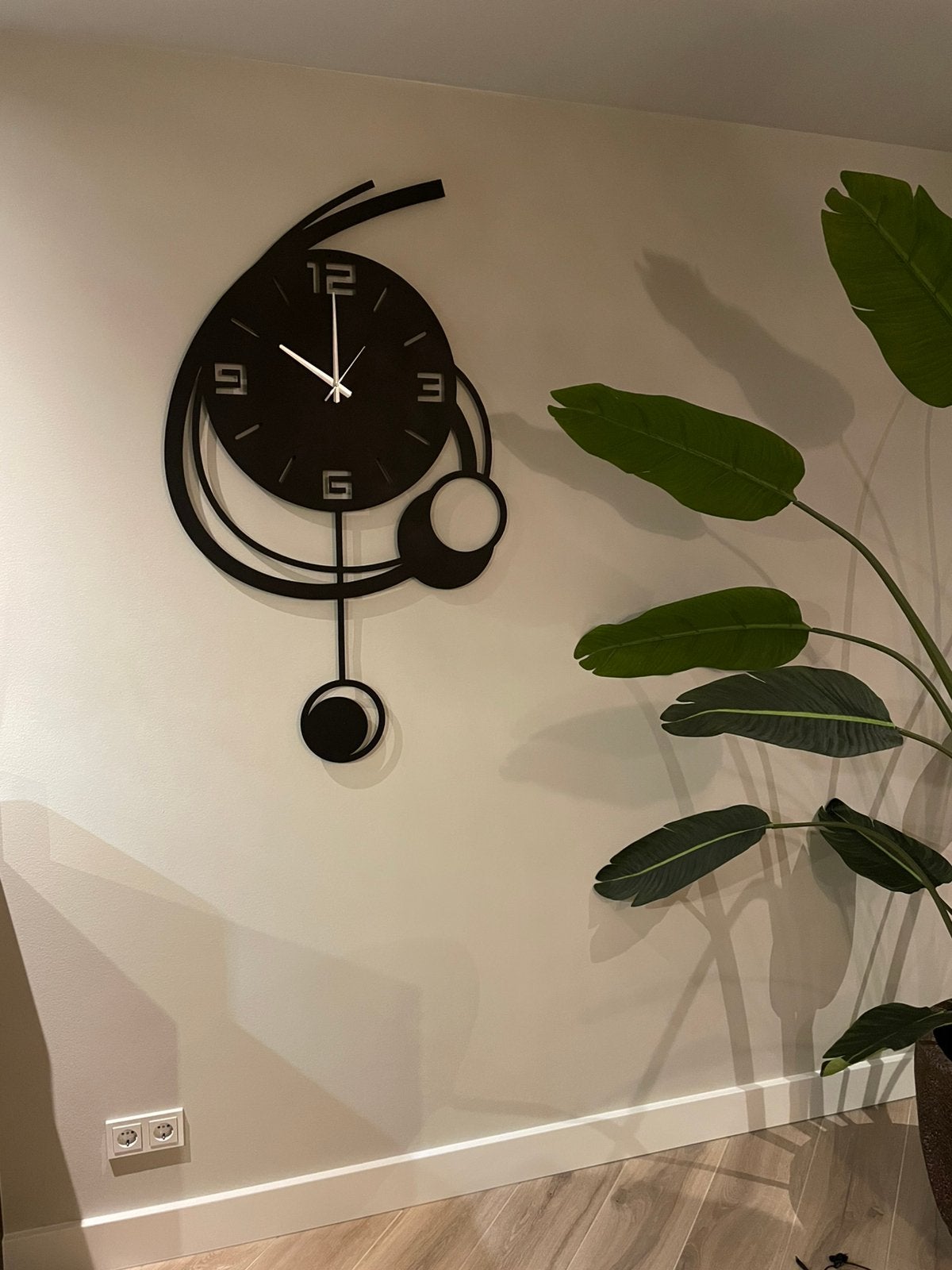 Mooie grote stalen design klok, Huis en Inrichting, Woonaccessoires | Klokken, Ophalen, Wandklok