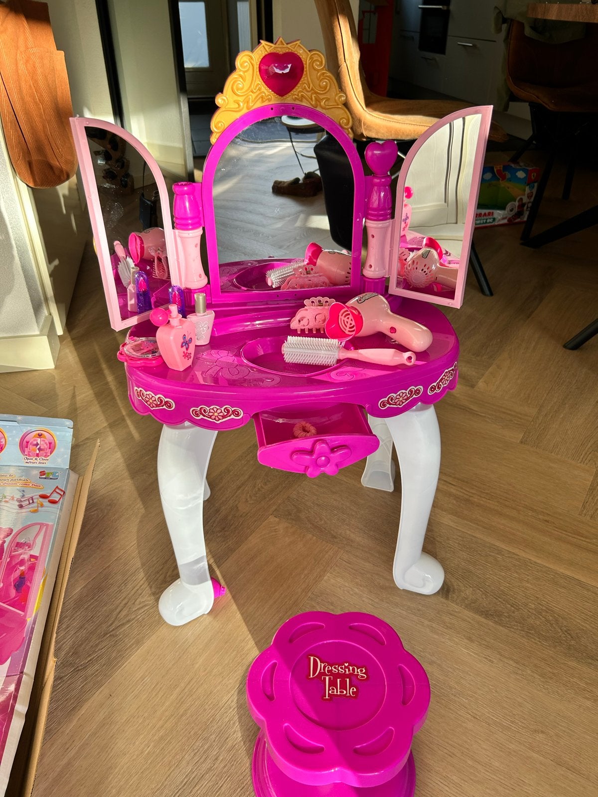 Roze kaptafel met accessoires en krukje voor meisjes, Ophalen of Verzenden, Gebruikt, Meisje