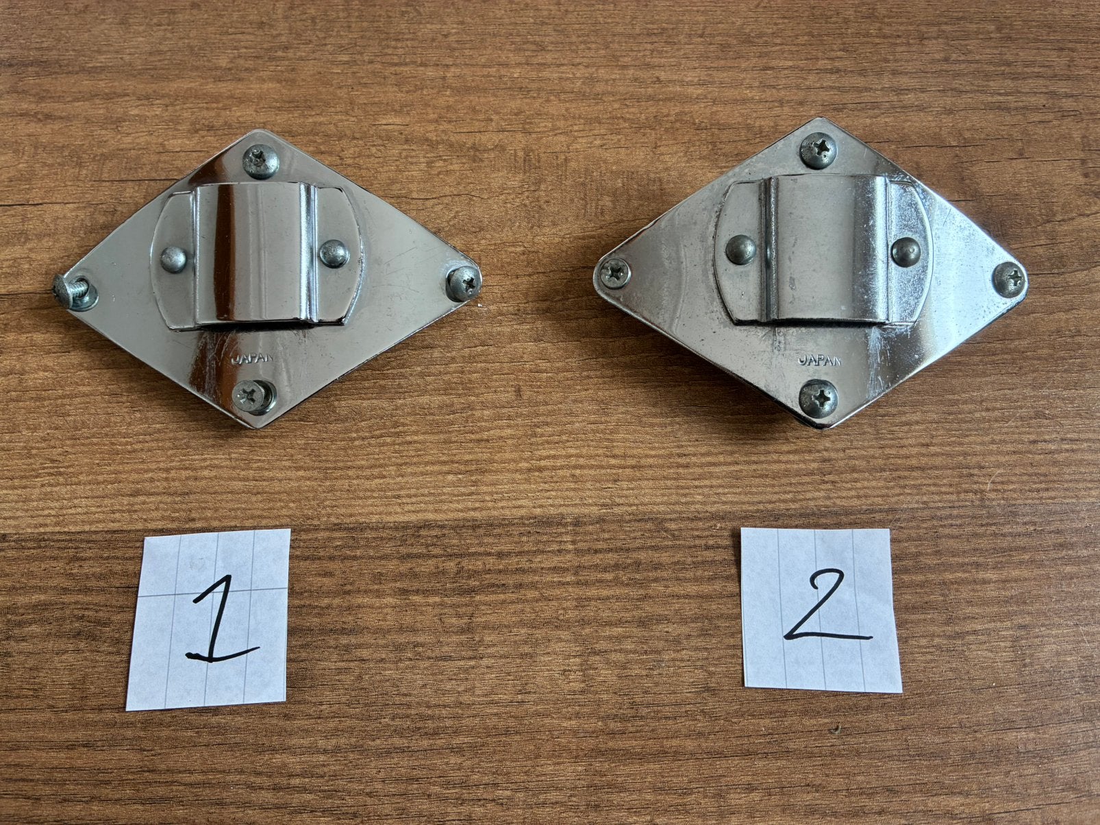 Vintage Made in Japan (MIJ) Tom Mounting Brackets 9,50 p.st., Muziek en Instrumenten, Verzenden, Arai, Drums of Percussie, Nvt