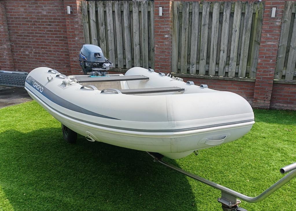Grand 300cm Rib rubberboot met 8pk buitenboordmotor, Watersport en Boten, Rubberboten, Benzine, Minder dan 70 pk, Overige materialen