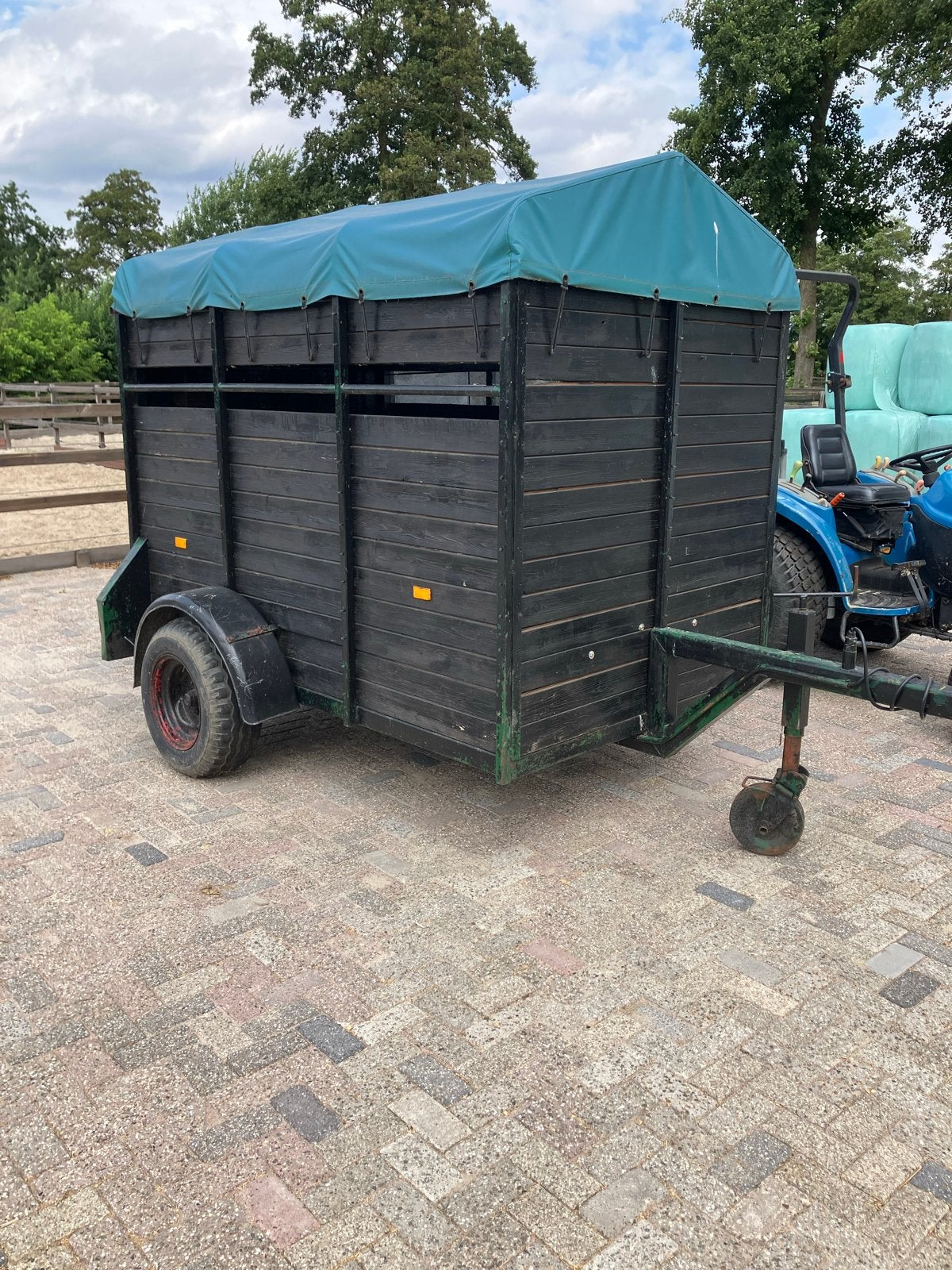Compacte Veekar / Schapenwagen - Vorig jaar geschilderd, Ophalen, Gebruikt