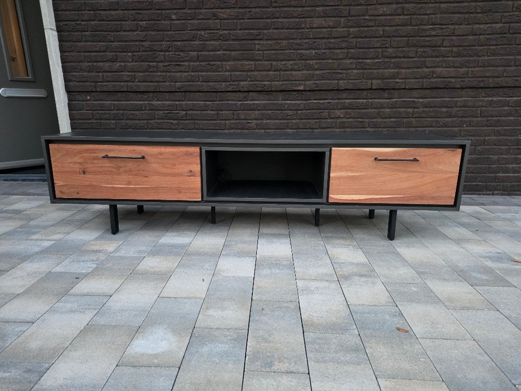 Xooon cenon tv meubel, Huis en Inrichting, Ophalen, Overige materialen, 150 tot 200 cm, Zo goed als nieuw
