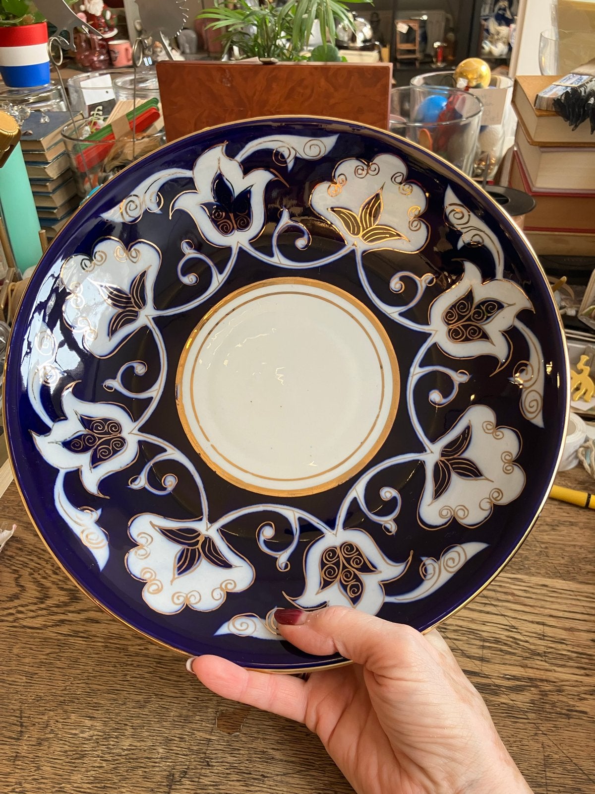 Decoratieve schaal blauw wit met goudkleurig patroon, Ophalen of Verzenden