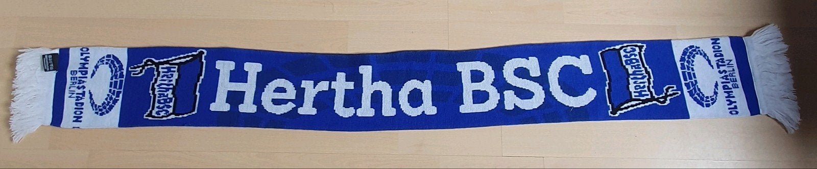 Te koop: Hertha BSC sjaal - Olympiastadion Berlin, Ophalen of Verzenden, Gebruikt, Buitenlandse clubs, Vaantje of Sjaal