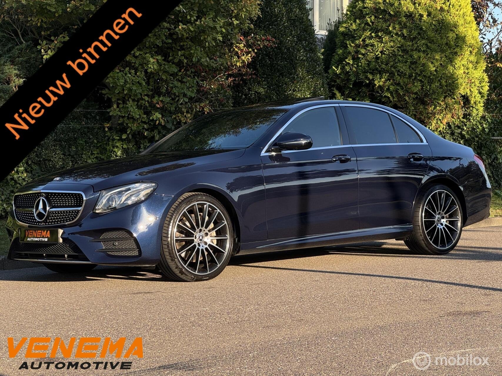 Mercedes E350d AMG /Pano/Laser/360/HUD/Burm/20"LM/el.Trekh, Auto's, Automaat, Achterwielaandrijving, Gebruikt, 1700 kg