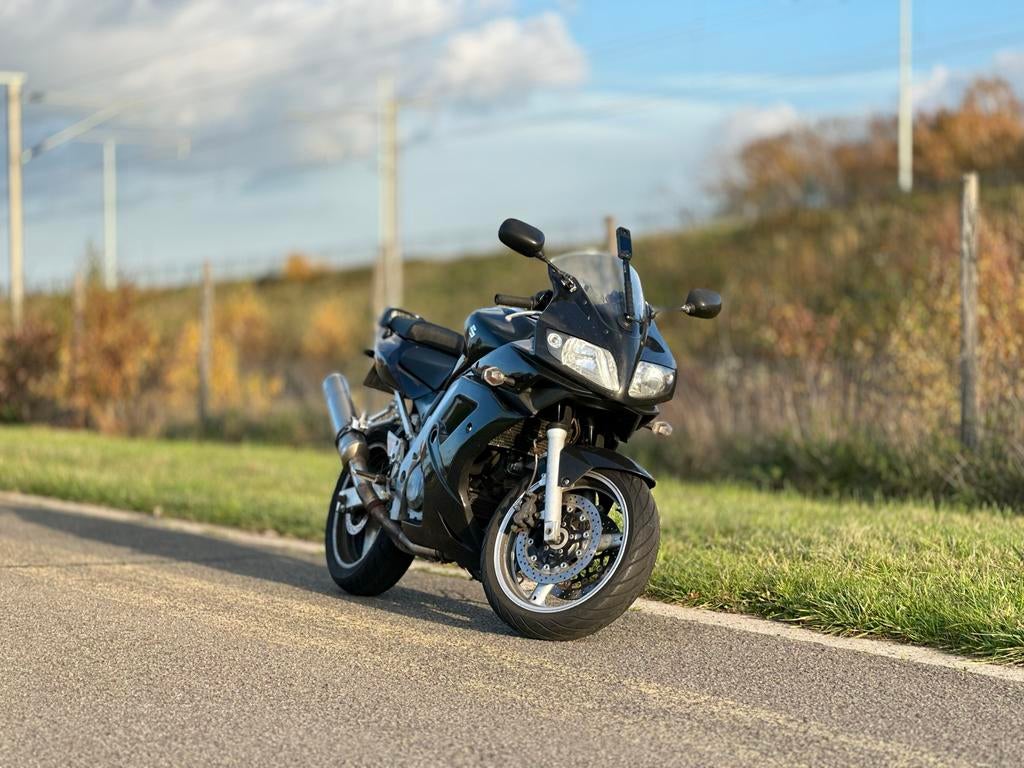 Suzuki SV650S 2004 - Vol vermogen (35KW op kenteken), Gebruikt, Sportuitlaat, Minimaal motorrijbewijs A2, Handgeschakeld