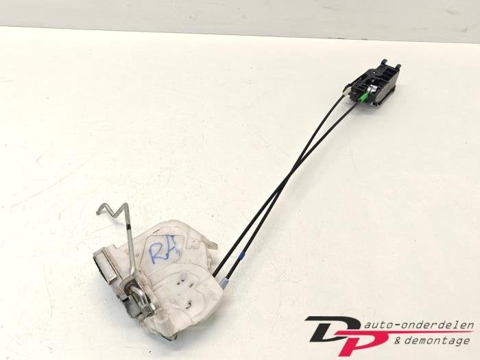 Deurslot Mechaniek 4Deurs rechts-achter van een Daihatsu Cuo, Gebruikt, Daihatsu, -, -