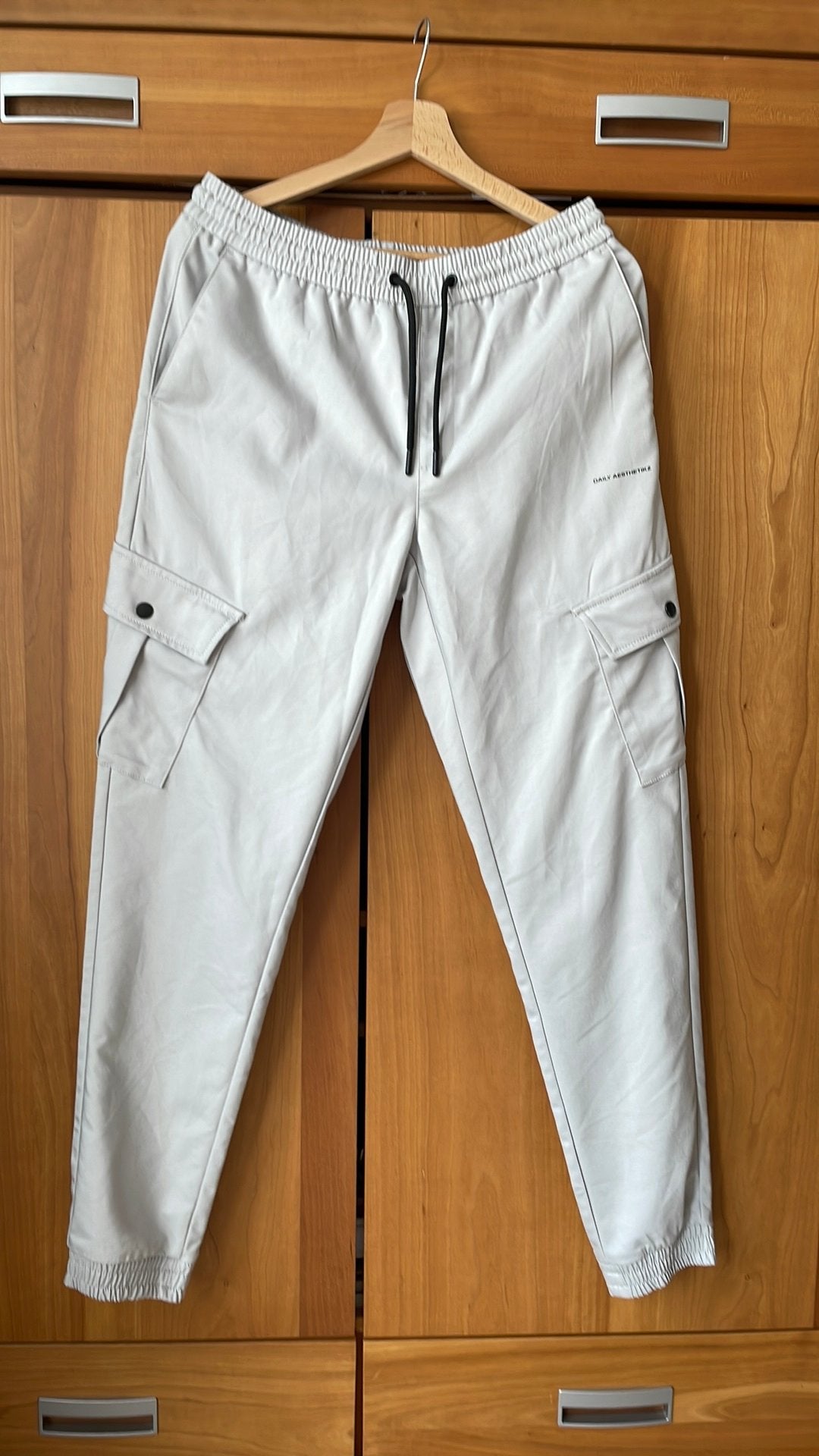 Cargobroek grijs maat M Daily Aesthetikz, Ophalen of Verzenden, Gedragen, Maat 48/50 (M), Grijs