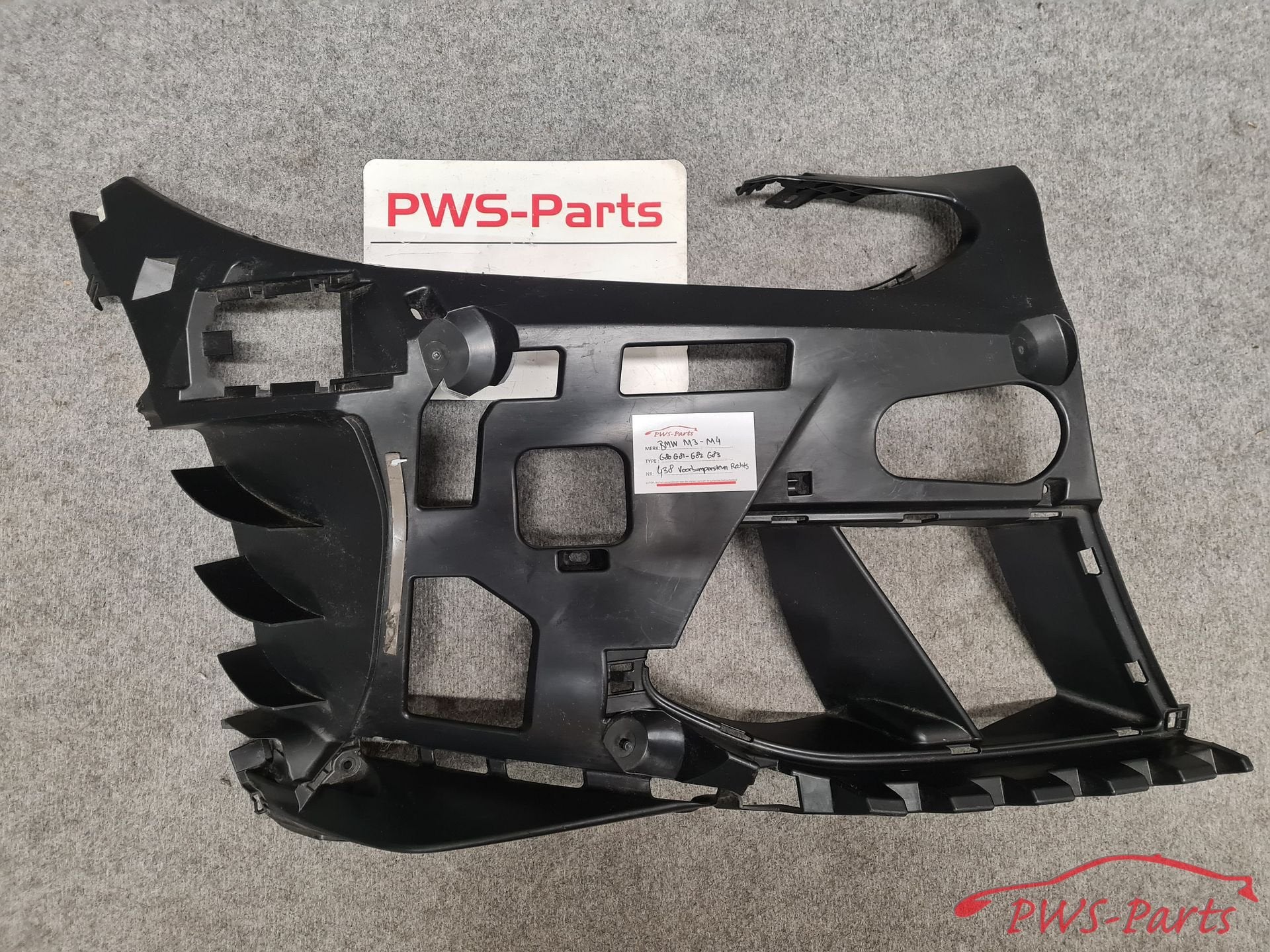 BMW M3 M4 G80 G81 G82 G83 BUMPERSTEUN ADAPTER RECHTS VOORBUM, Gebruikt, -, -, Ophalen of Verzenden