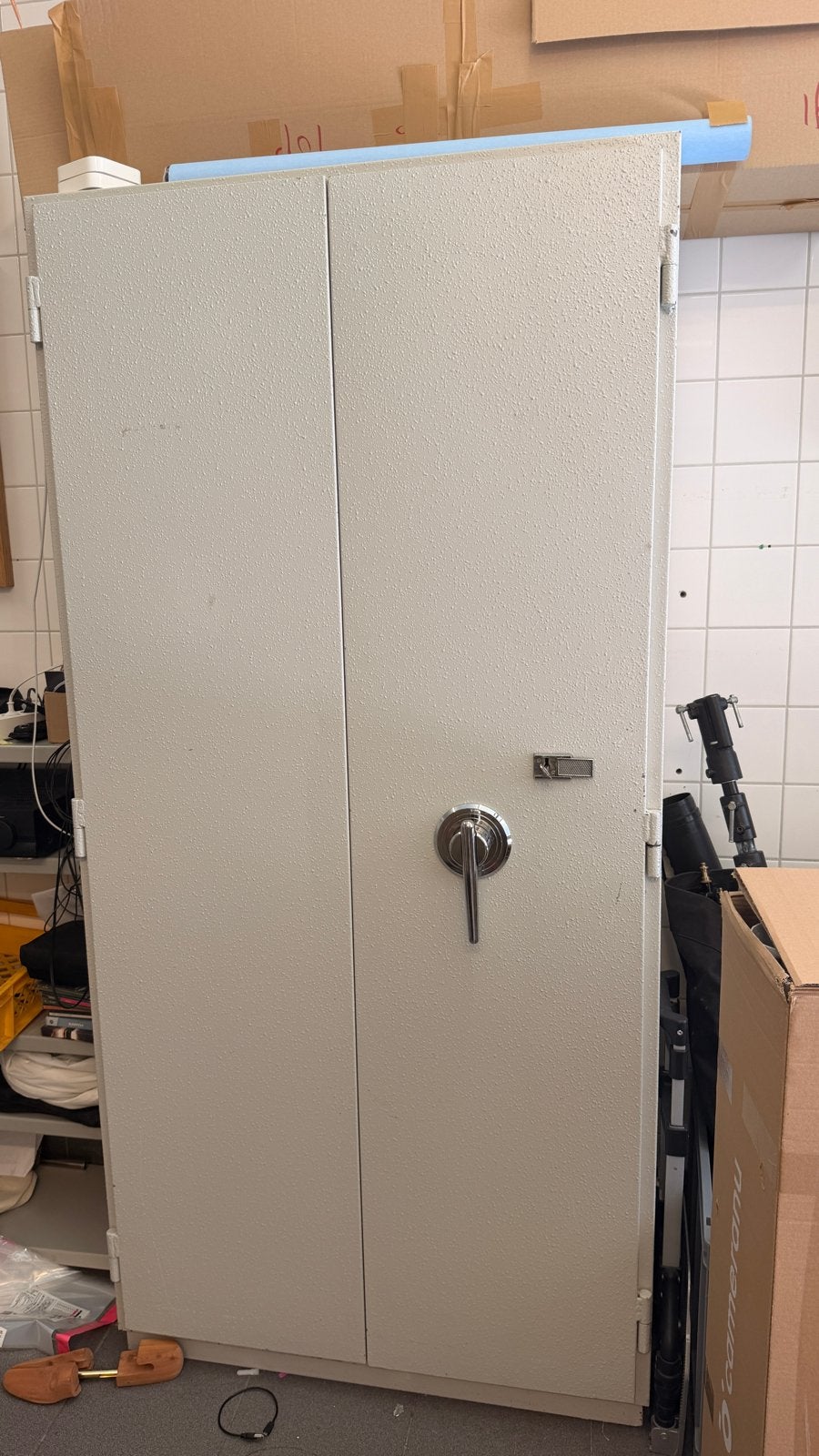 Grote metalen brandwerende kast, Ophalen, Gebruikt