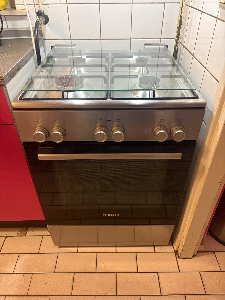 Bosch Vrijstaand Gasfornuis met Oven, Witgoed en Apparatuur, Ophalen, Gebruikt, 60 cm of meer, 4 kookzones