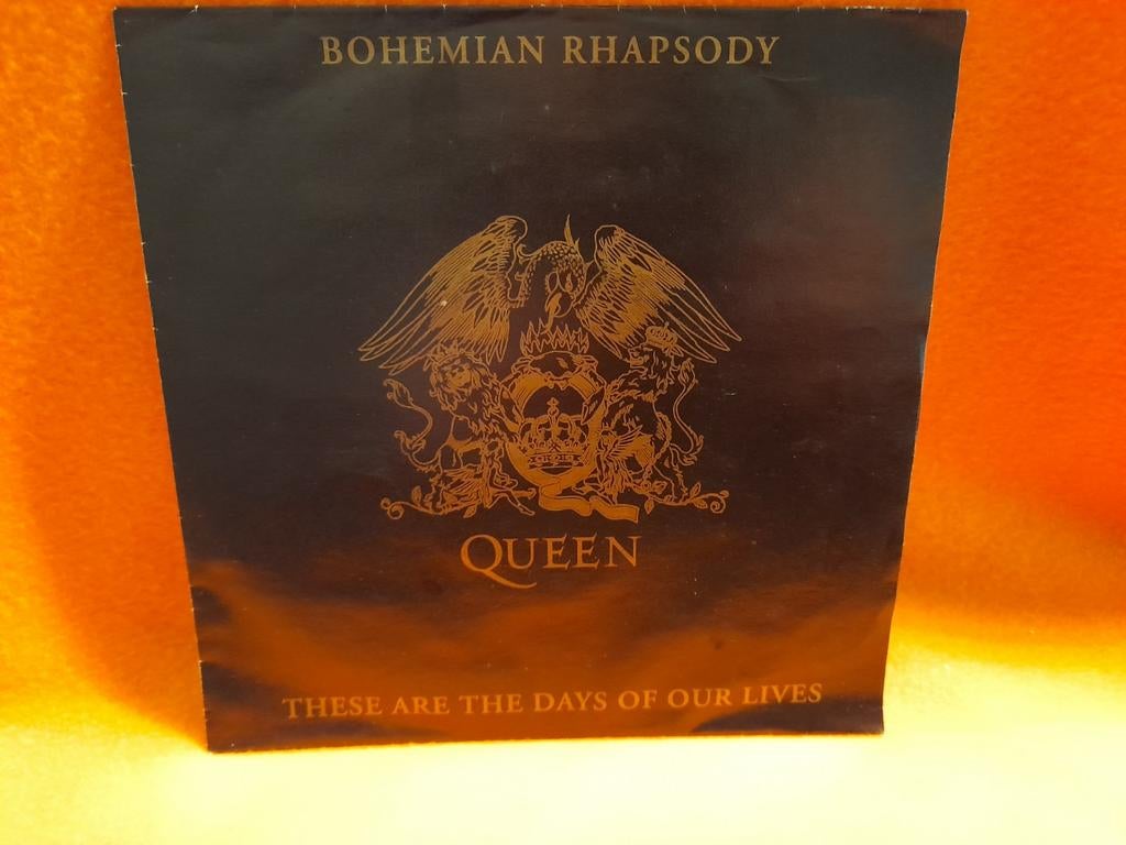 Queen - Bohemian Rhapsody / These are the days of our lives, Gebruikt, 7 inch, Single, Ophalen of Verzenden