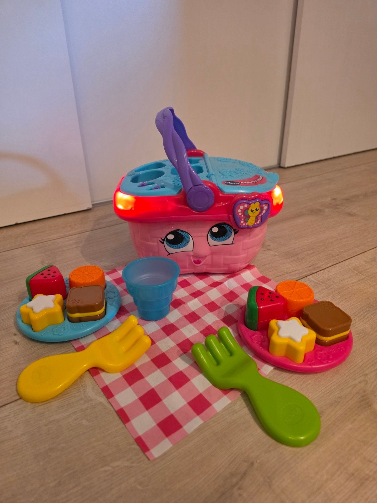 VTech Vrolijk Vormen Picknickmand met licht en geluid, Ophalen of Verzenden, Zo goed als nieuw, Overige typen, Met licht