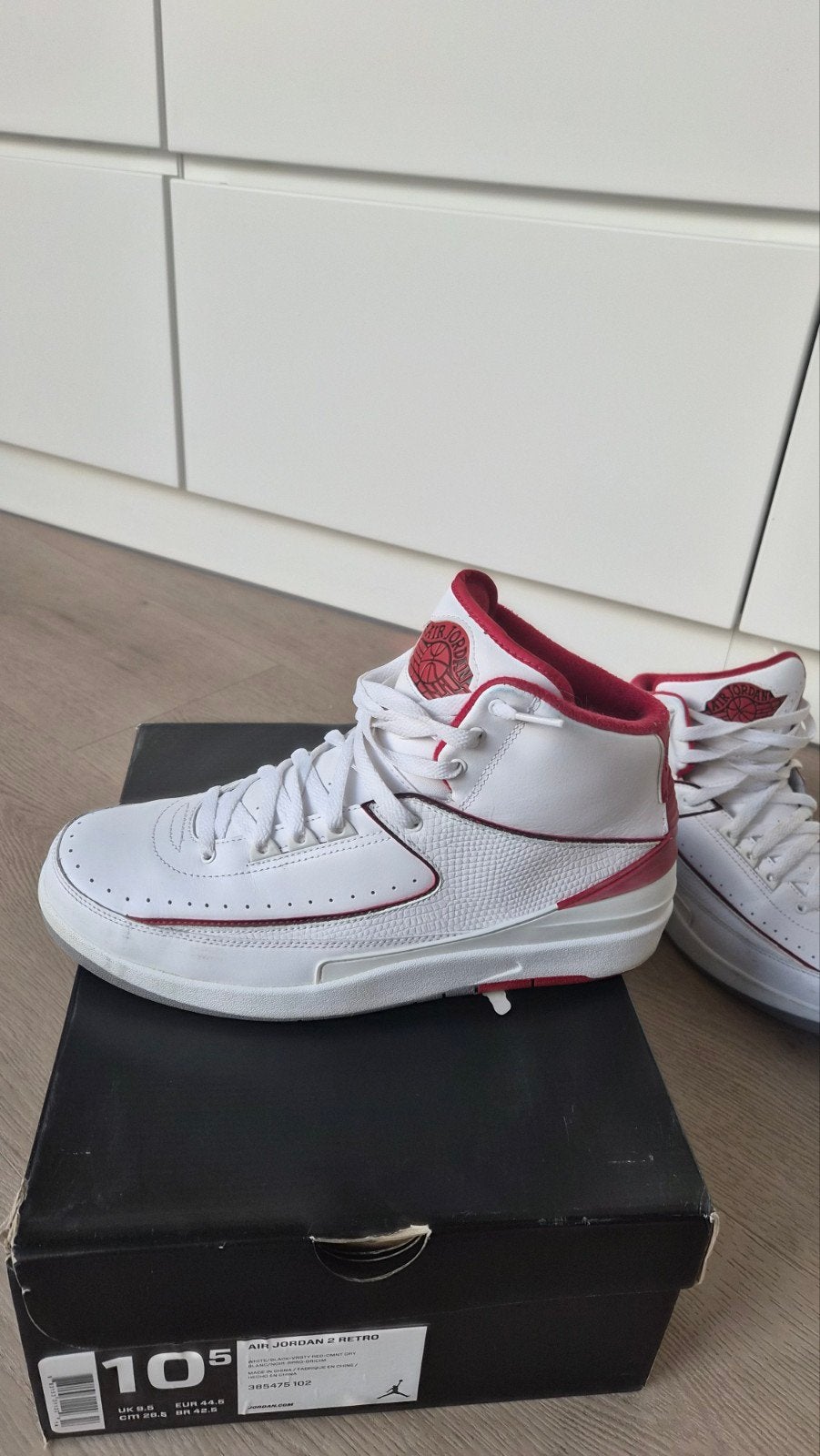 2014 Air Jordan 2 Retro 'Chicago Home', Wit, Ophalen of Verzenden, Jordan, Sneakers of Gympen