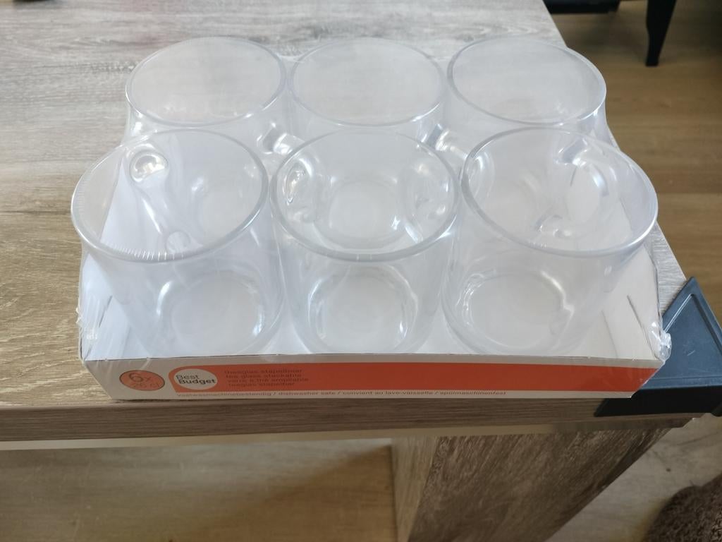 Servies. MOET WEG I.V.M. RUIMTE, Huis en Inrichting, Ophalen, Nieuw, Glas, Overige stijlen