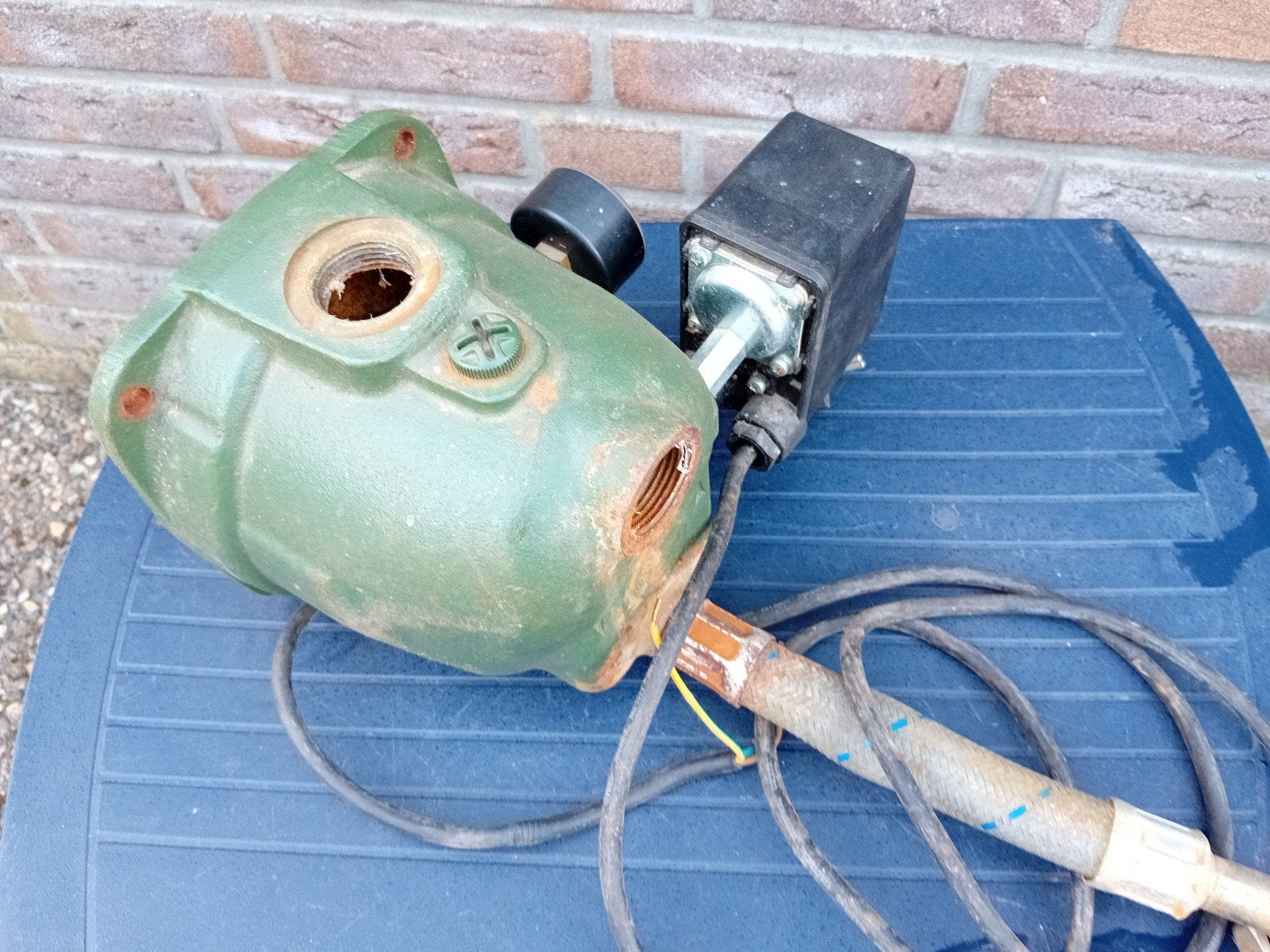 DAB Beregeningspomp yet  hydrofoorset 230volt, Tuin en Terras, Ophalen, Beregeningspomp