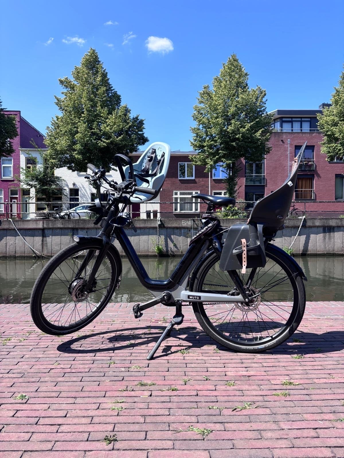 MUTO Piano Black FDST U N8D 26" E-bike - Gekocht in 2023, Ophalen, Zo goed als nieuw, Overige merken