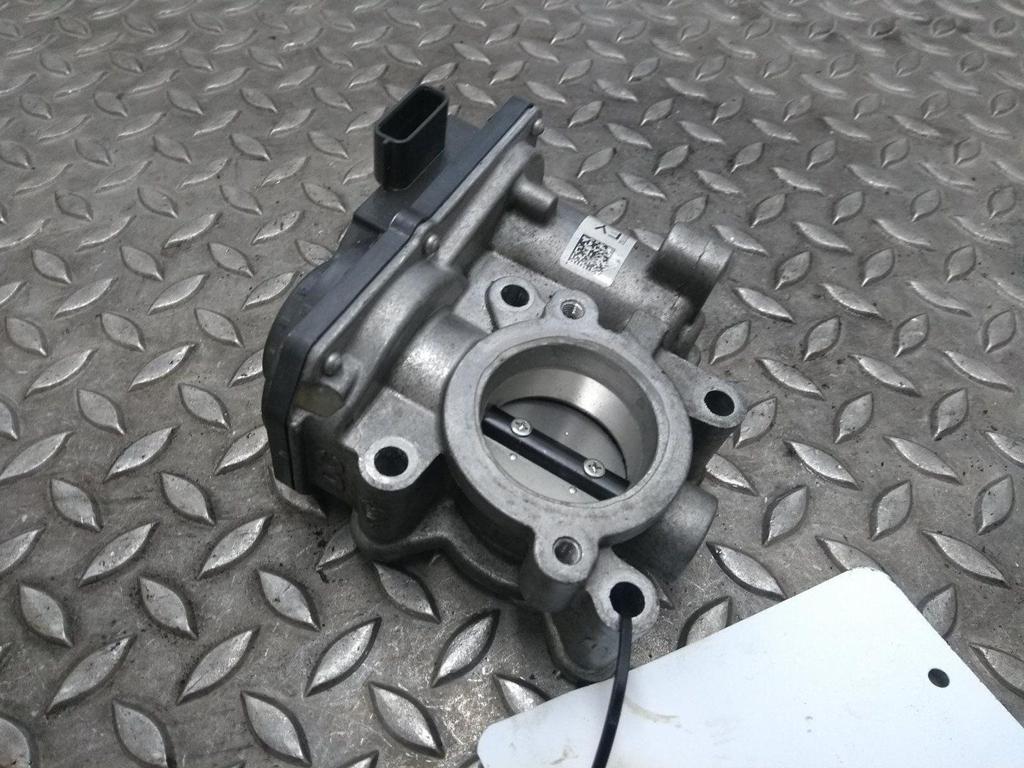 RENAULT MEGANE GASKLEPHUIS 161206038R 2017, Ophalen of Verzenden, Gebruikt, ARN erkend