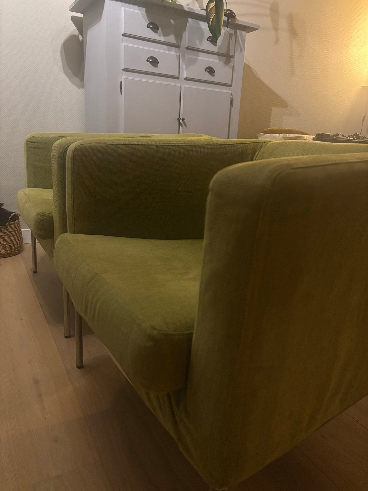 Twee gebruikte groene stoeltjes gratis af te halen, Ophalen, Gebruikt, Twee, Overige kleuren