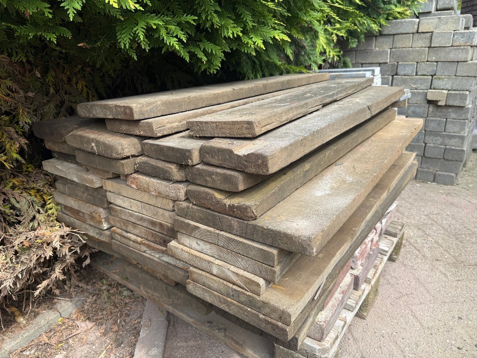Partij oude houten planken – dik, doorleefd hout, Ophalen, Gebruikt, Planken, Hardhout