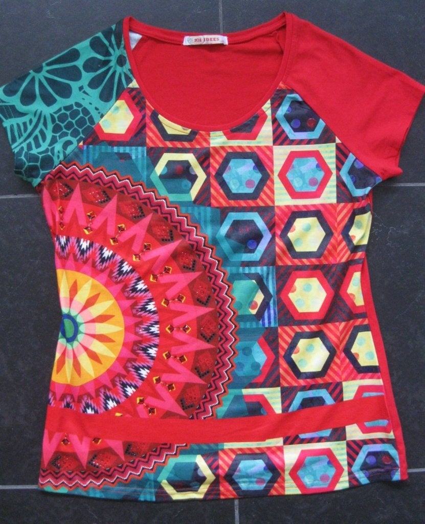 101 idees t-shirt, rood met kralen en versiering, maat L/XL, Kleding | Dames, 101 idees, Maat 42/44 (L), Ophalen of Verzenden
