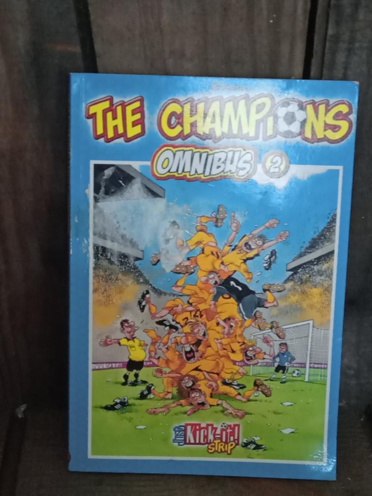 The Champions Omnibus 2 - Voetbal stripboek, Boeken, Stripboeken, Onbekend, Eén stripboek, Ophalen of Verzenden, Zo goed als nieuw